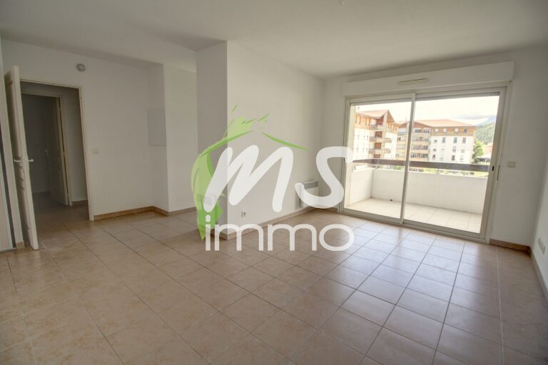 App. F2 N°A301 avec parking - 44.04 m² - GAP