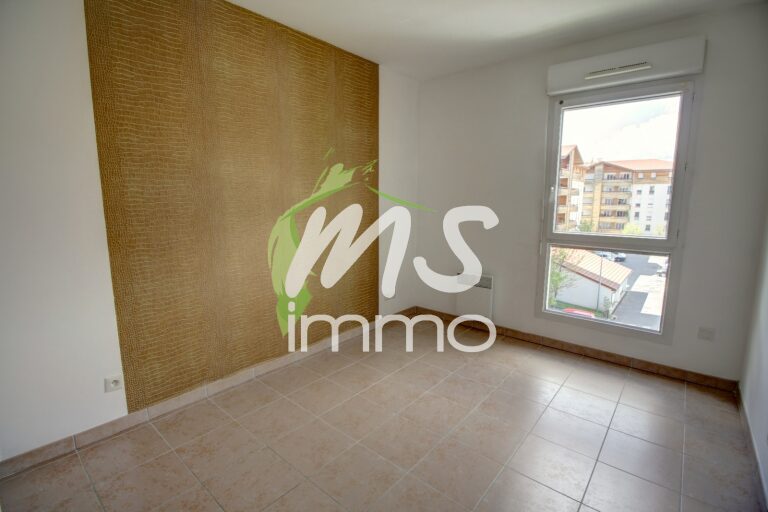 App. F2 N°A301 avec parking - 44.04 m² - GAP