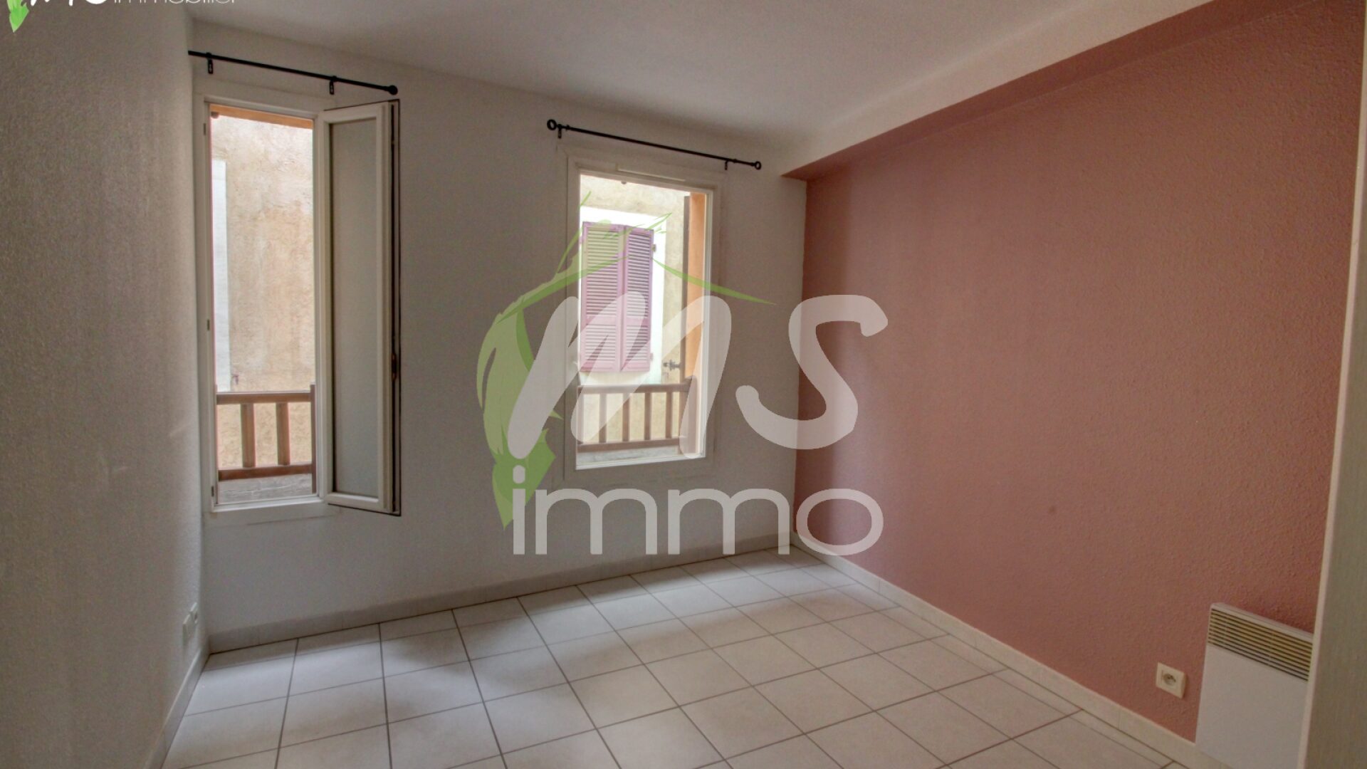 App. F2 avec cave - 42.56 m² - EMBRUN - Photo 3
