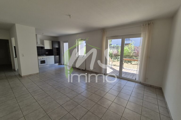 App. F3 N° 2 avec cave et garage - 75.75 m² - GAP