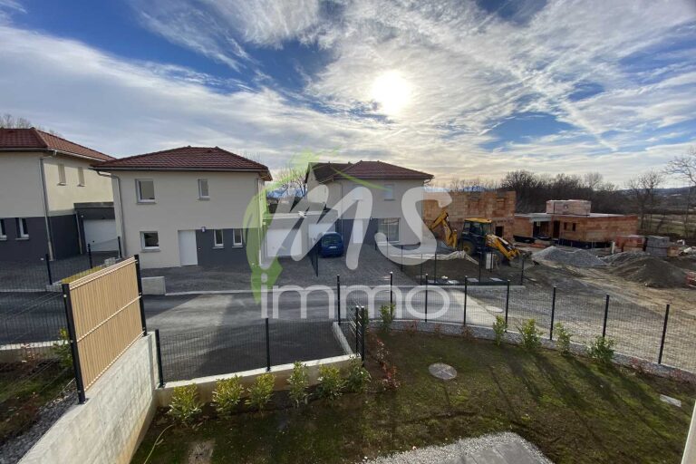 Villa F4 N°10 avec garage - 83.14 m² - LA FREISSINOUSE