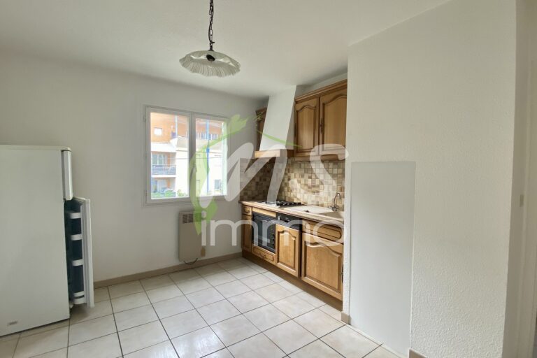 App. F1 Bis avec cave et parking - 35.51 m² - GAP