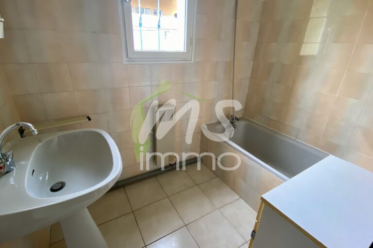 App. F1 Bis avec cave et parking - 35.51 m² - GAP