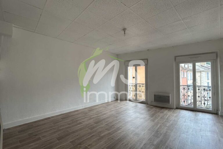 Studio au 3ème étage - 28.8 m² - GAP