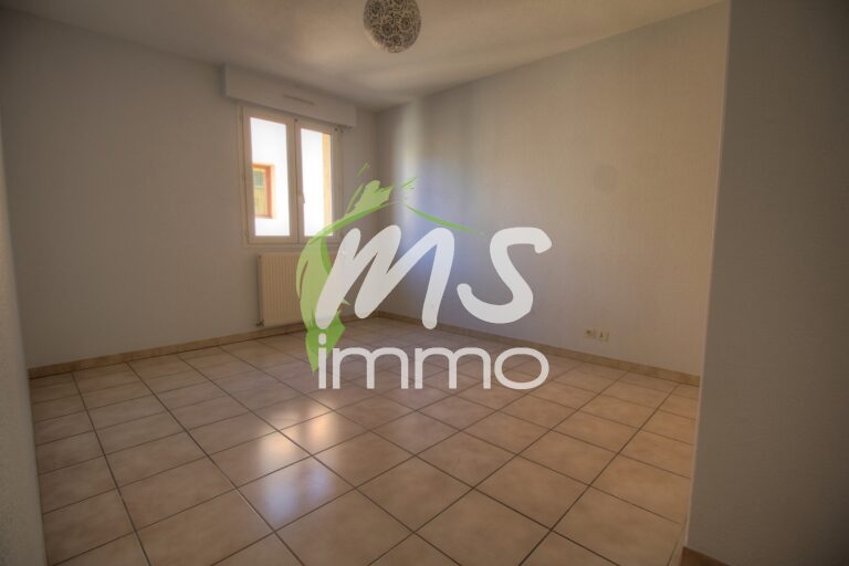 App. F3 avec cave et 2 parkings - 92.2 m² - GAP