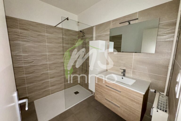App. F4 avec cave et garage - 93.45 m² - GAP