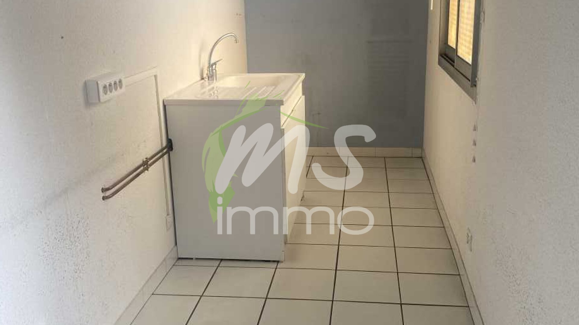 Bureaux de 170 m² - GAP - Photo 3