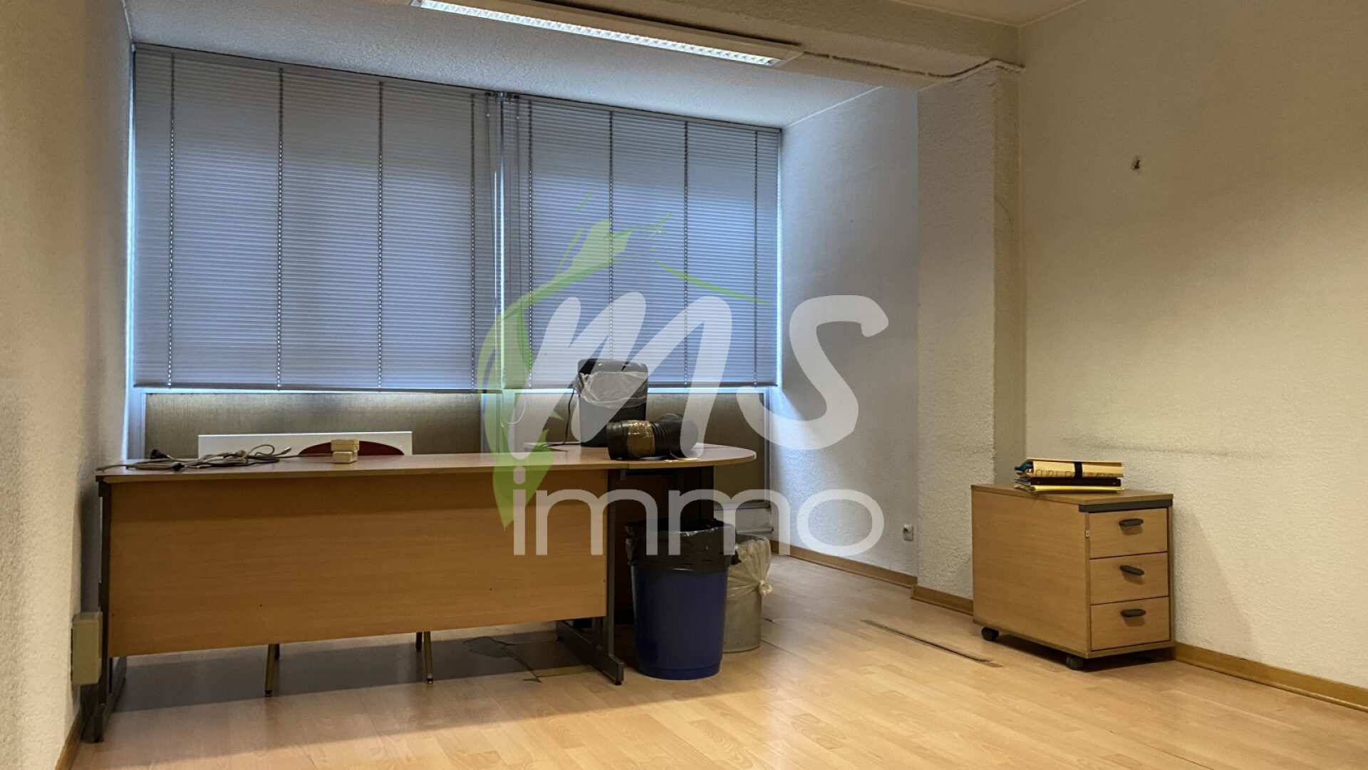 Bureaux de 164 m² - GAP - Photo 4