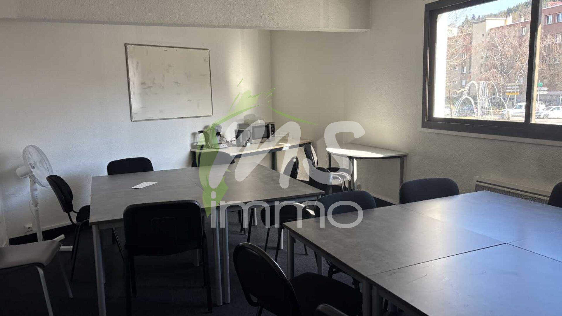 Bureaux de 110 m² - GAP - Photo 5