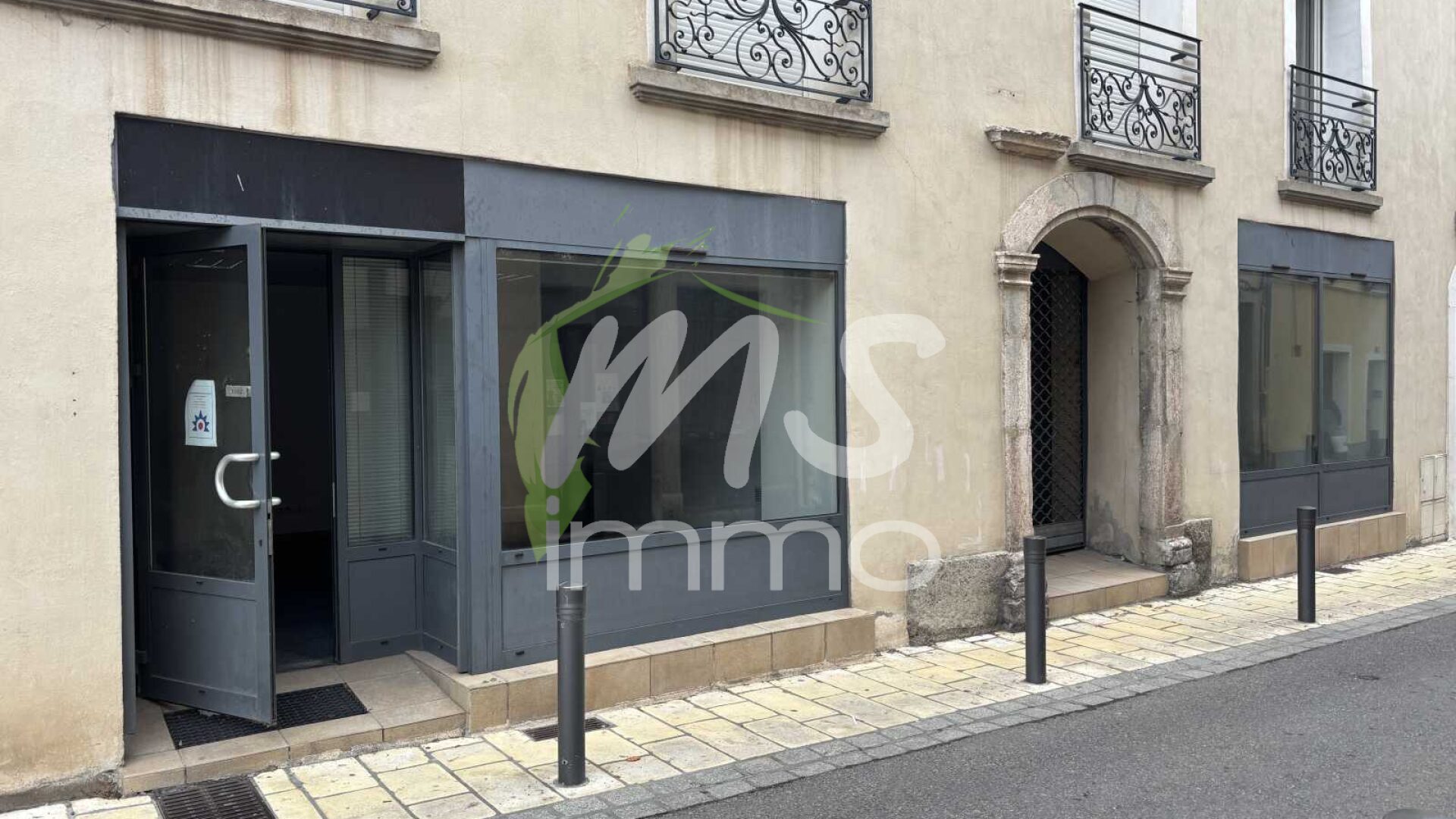 Bureaux de 87 m² - GAP - Photo principale