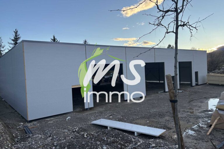 Entrepôt de 200 m² - GAP