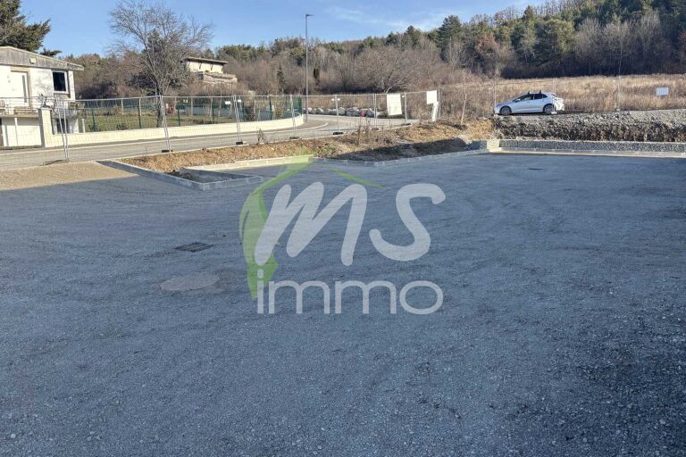 Entrepôt de 400 m² - GAP