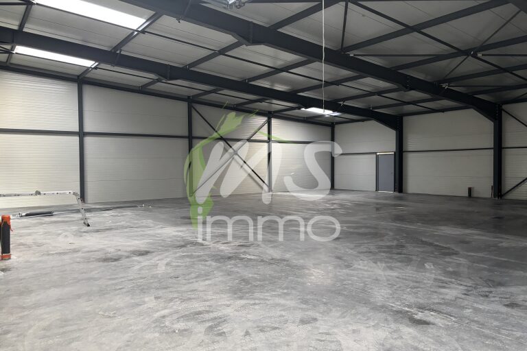 Entrepôt de 400 m² - GAP