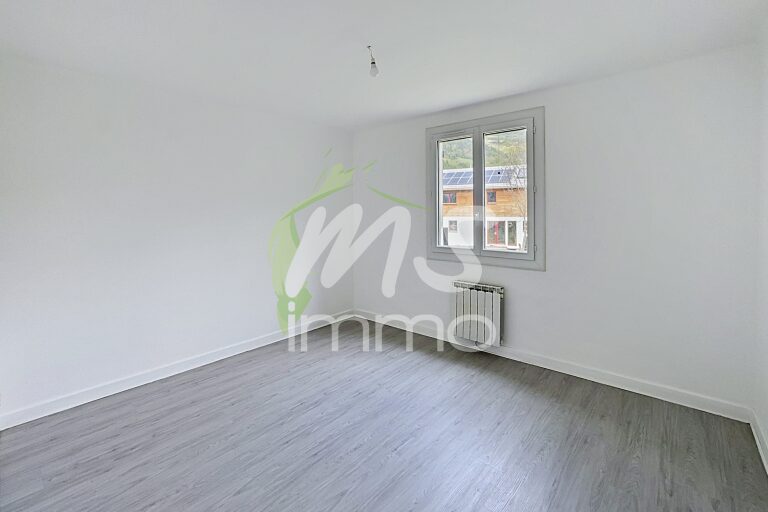 Appartement T4 de 84.48 m² - SAINT-JEAN SAINT-NICOLAS