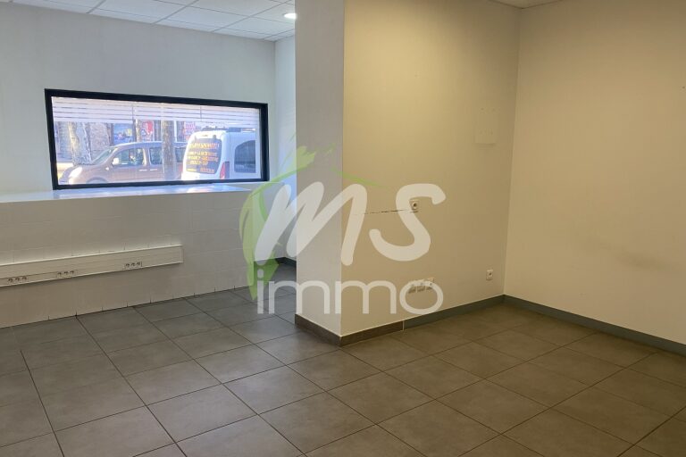 Local professionnel de 141 m² - GAP