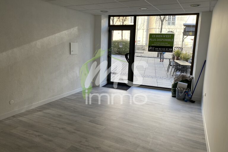 Local de 43 m² - GAP