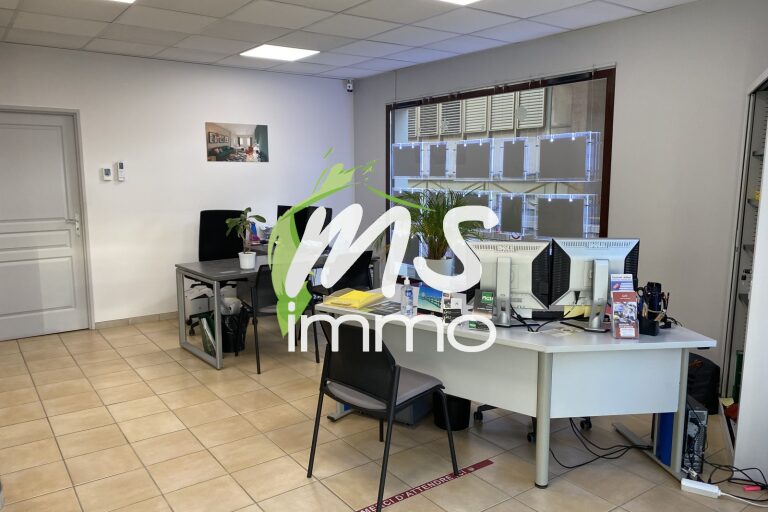 Local commercial de 87 m² - GAP