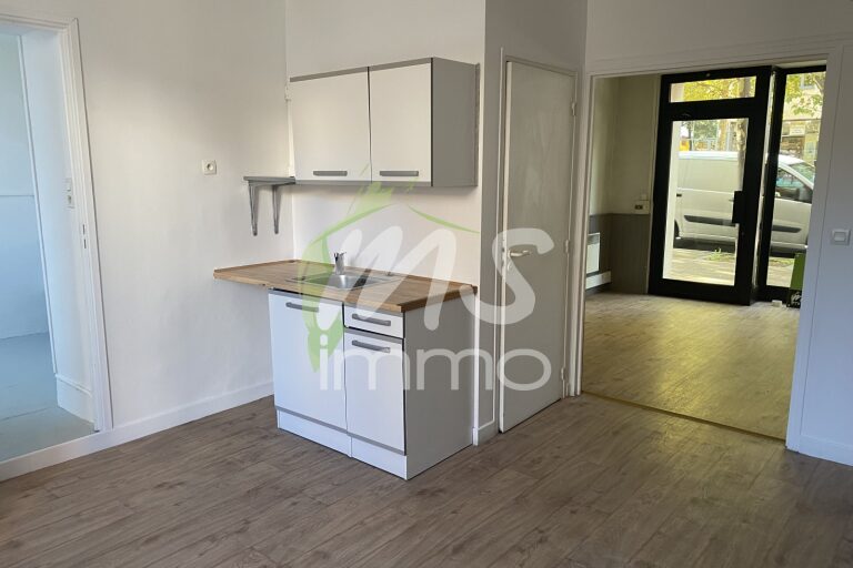 Local commercial de 35 m² - GAP