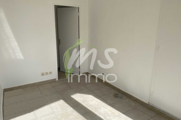Local / Bureau de 11 m² - GAP