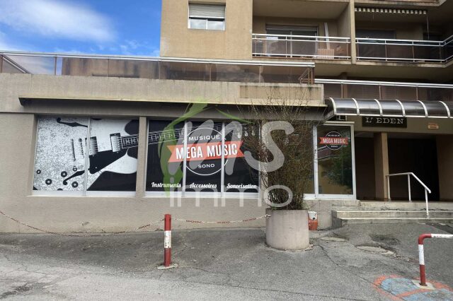 Local commercial de 132 m² - GAP