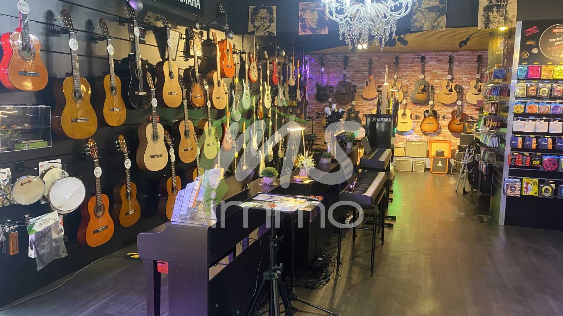 Local commercial de 132 m² - GAP - Photo 2