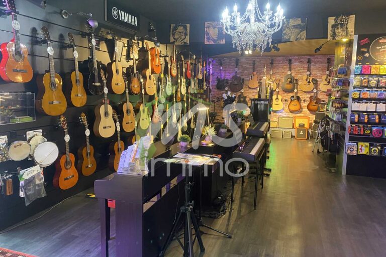 Local commercial de 132 m² - GAP