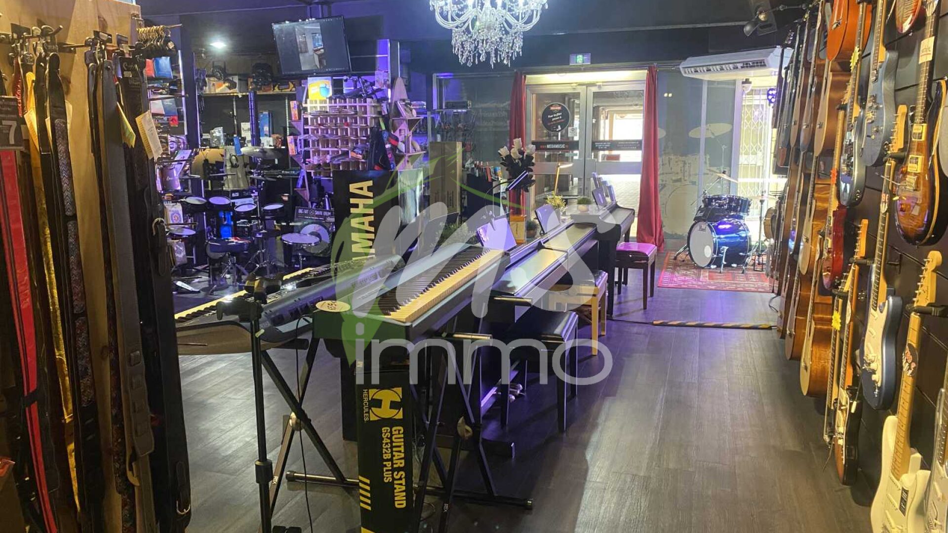 Local commercial de 132 m² - GAP - Photo 5