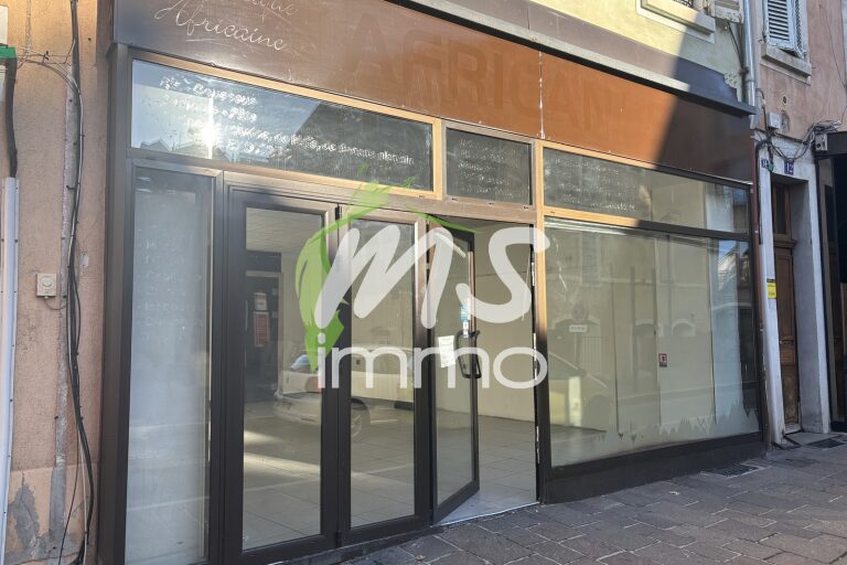 Local commercial de 60 m² - GAP