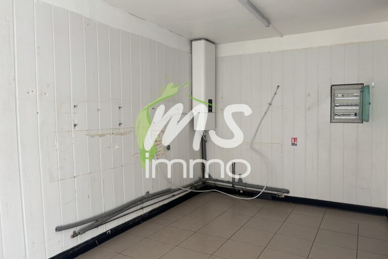 Local commercial de 60 m² - GAP