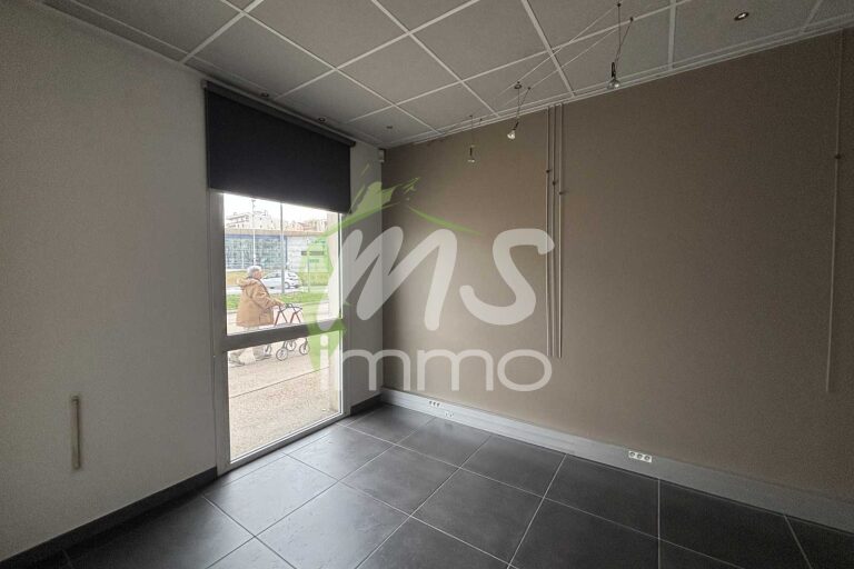 Local commercial de 43 m² - GAP