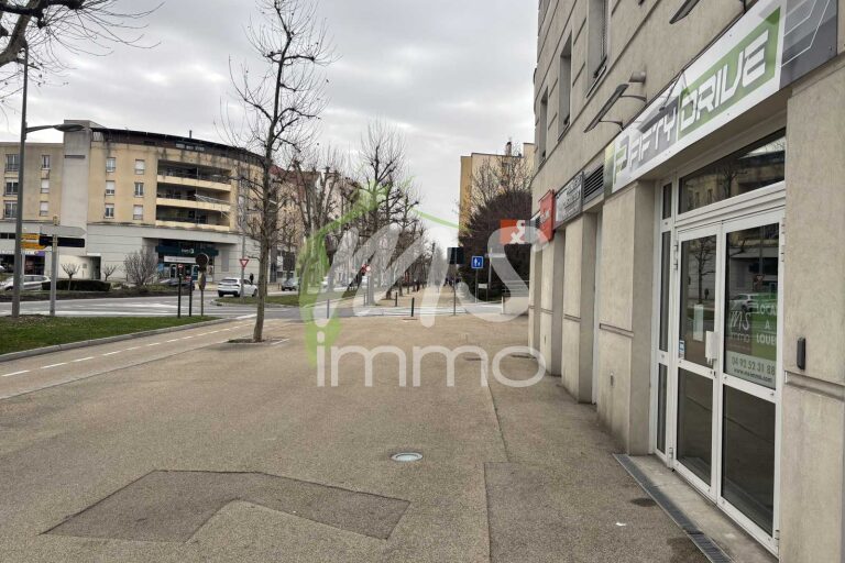 Local commercial de 43 m² - GAP
