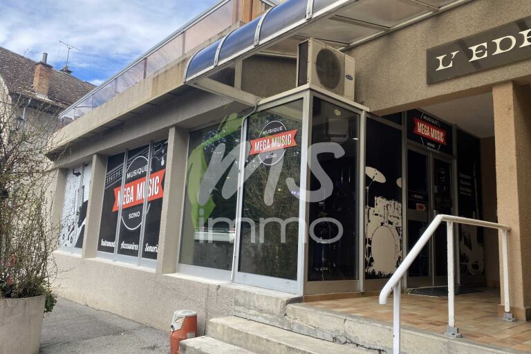 Local commercial de 132 m² - GAP