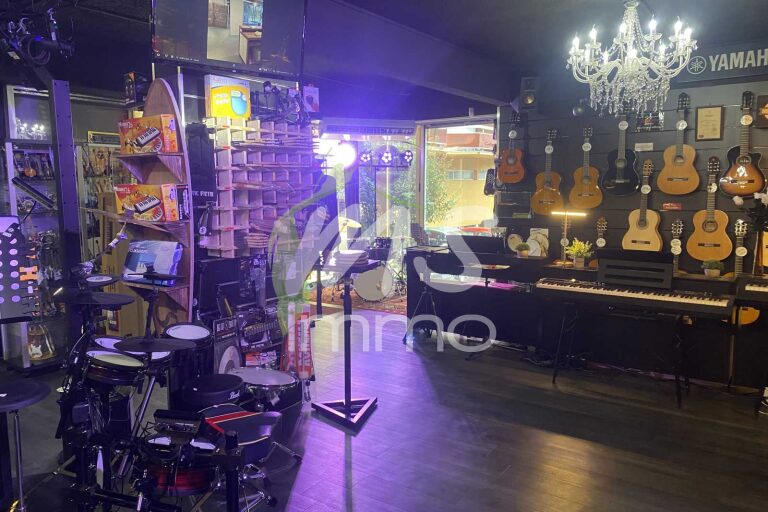 Local commercial de 132 m² - GAP