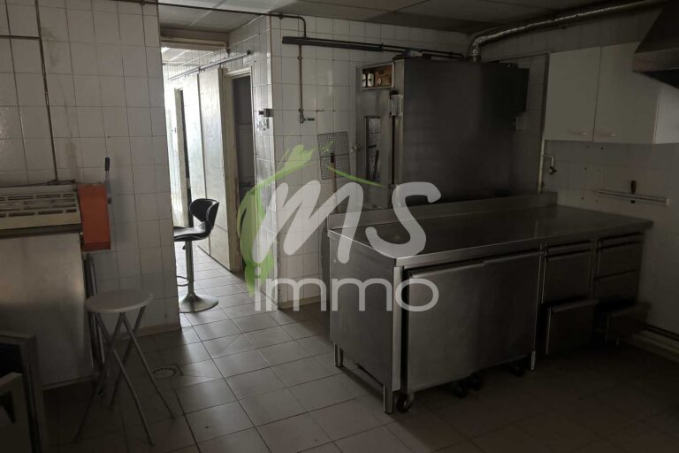 Local commercial de 108 m² - GAP