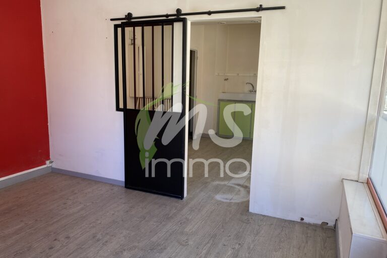 Local commercial de 30 m² - GAP