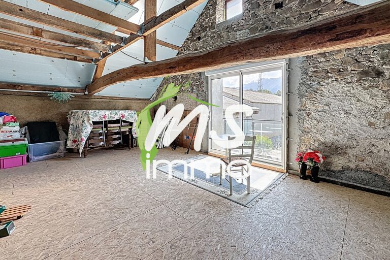 Maison T2 de 80 m² - ST EUSEBE EN CHAMPSAUR