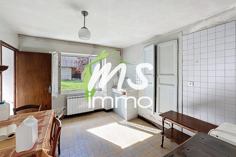 Maison T4 de 80 m² - CHAMPOLEON