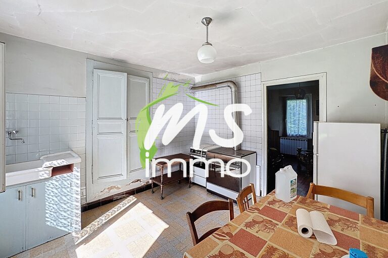 Maison T4 de 80 m² - CHAMPOLEON