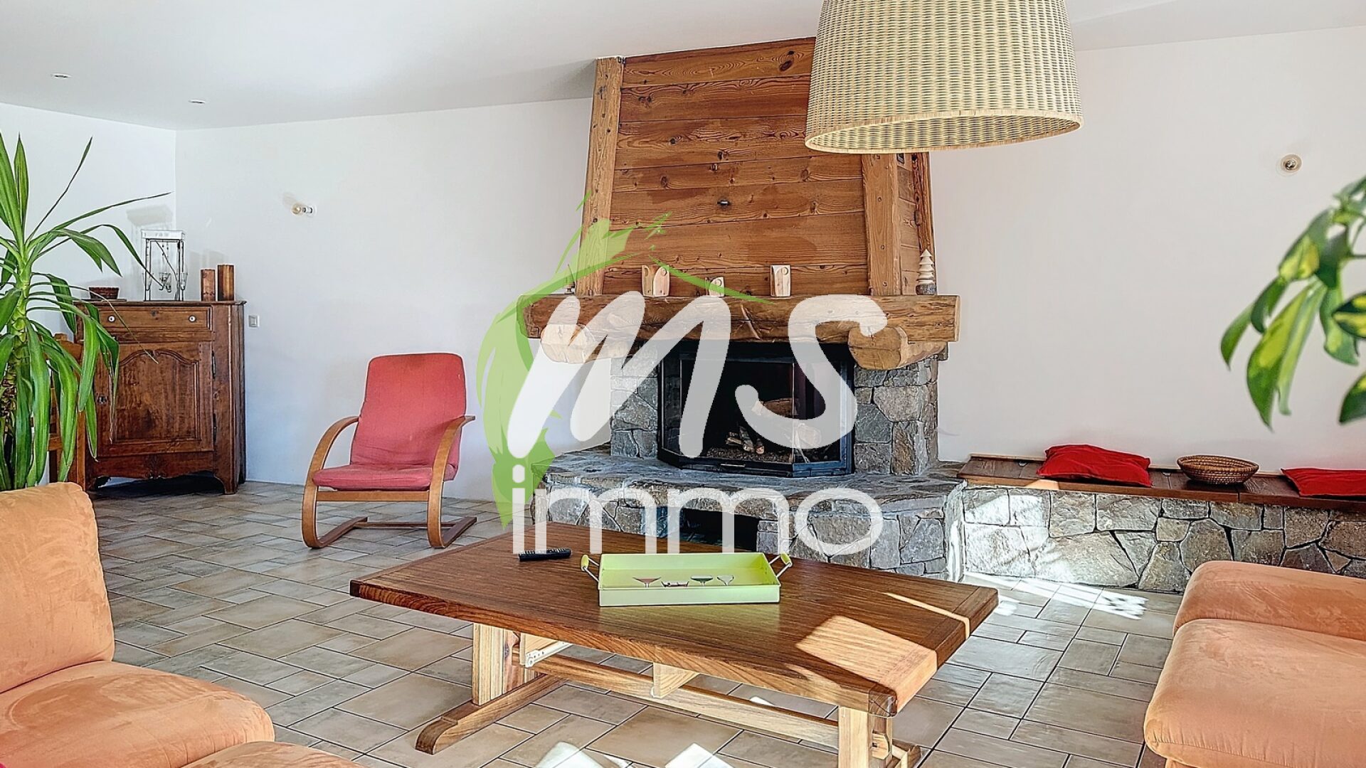 Maison T7 de 270 m² - CHABOTTES - Photo 3