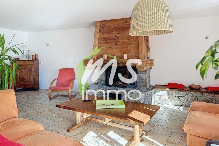 Maison T7 de 270 m² - CHABOTTES