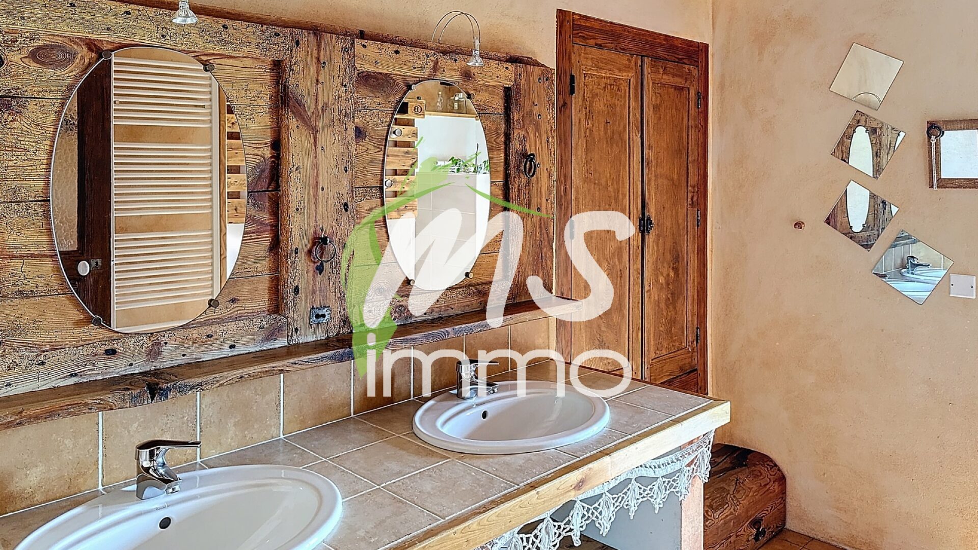 Maison T7 de 270 m² - CHABOTTES - Photo 5