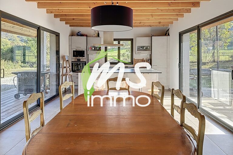 Maison T5 de 211 m² - CHABOTTES