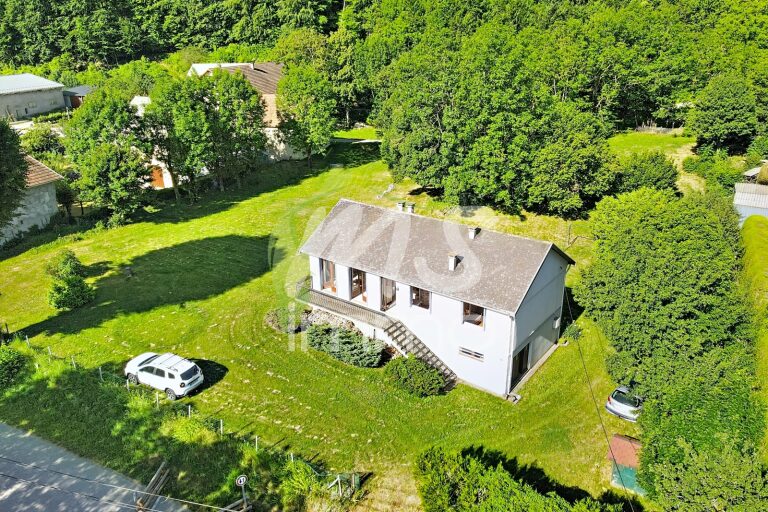 Maison T4 de 80 m² - LE GLAIZIL