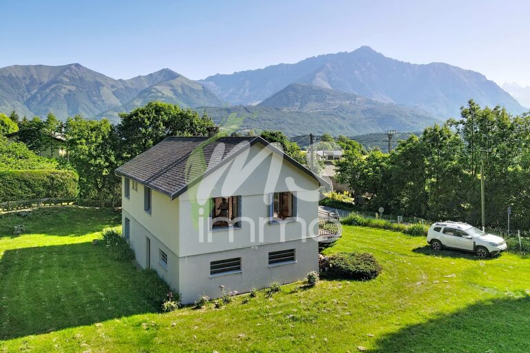 Maison T4 de 80 m² - LE GLAIZIL