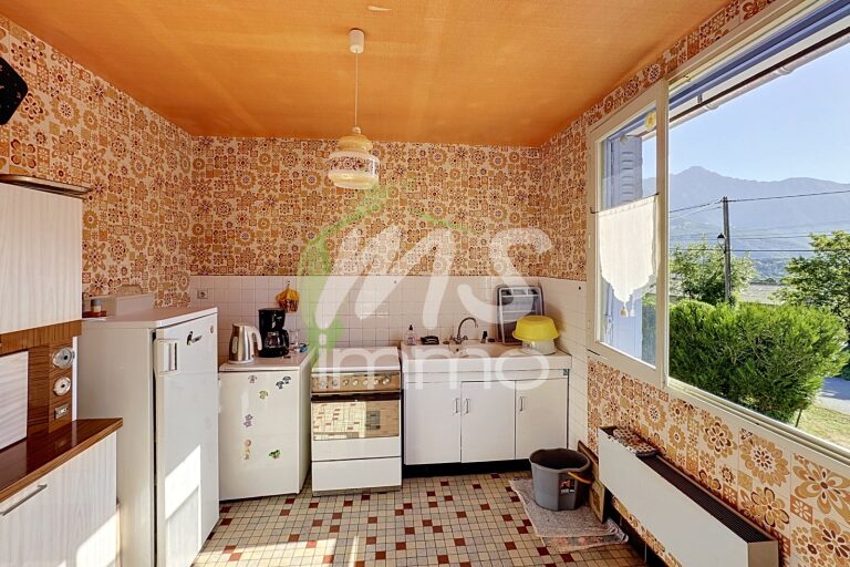 Maison T4 de 80 m² - LE GLAIZIL