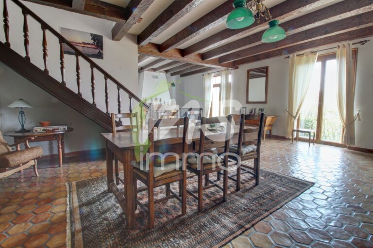 Maison T5 de 148 m² - ROMETTE