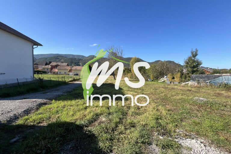 Terrain de 573 m² - CHORGES