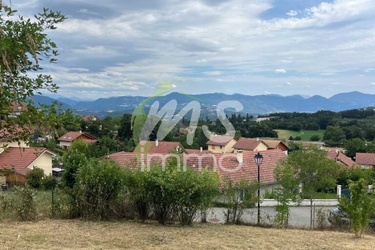 Terrain de 466 m² - LA FREISSINOUSE