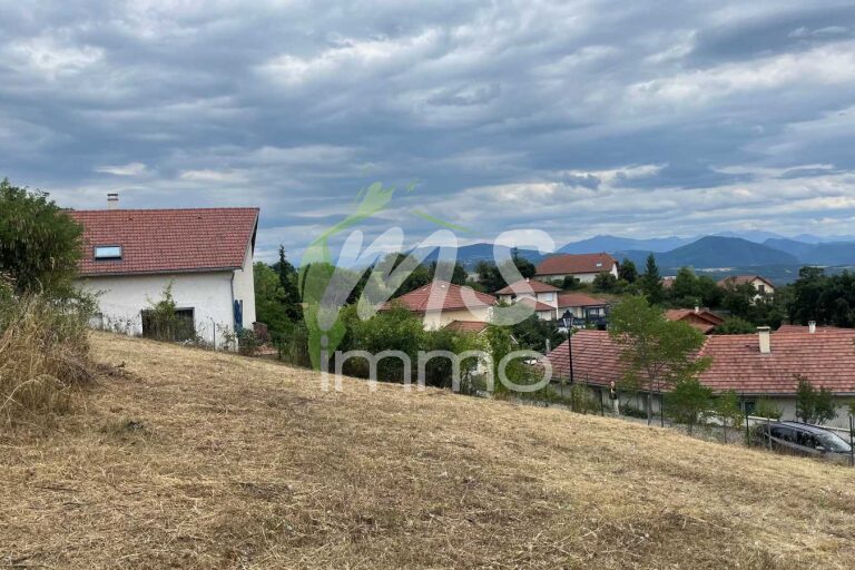 Terrain de 430 m² - LA FREISSINOUSE