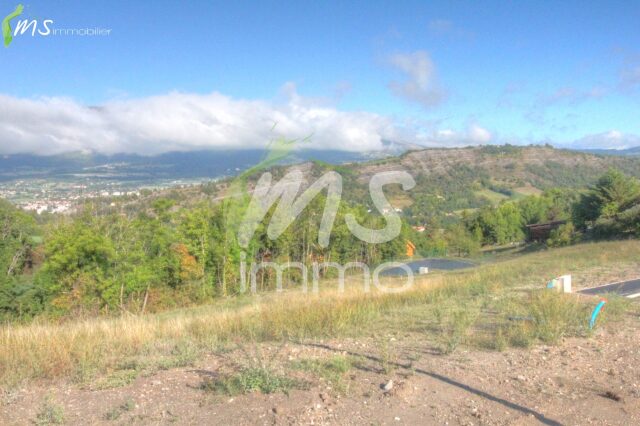 Terrain de 1100 m² - GAP